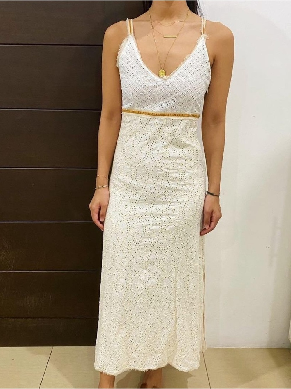 Designer ZARA White Eyelet Maxi Dress with Gold Trim Sz M Summer Vacay Beach
